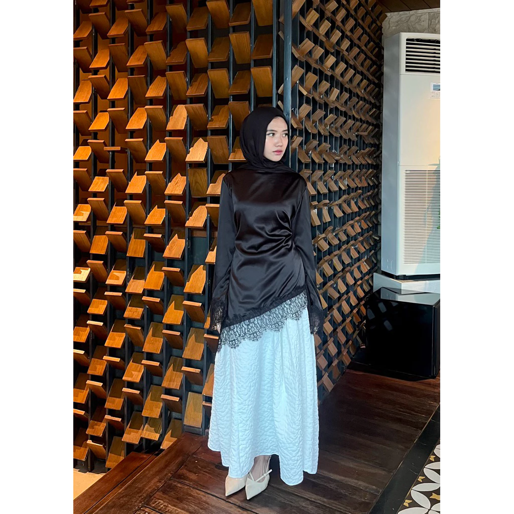 Rose Lace
